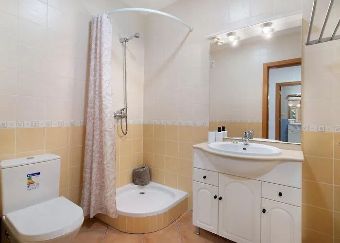 1g Rosmaninho Apartamento *